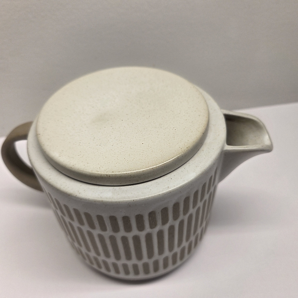 Modern Boho Ceramic Tea Pot Loose Leaf Steep 4 Cup Minimalist Neutral - Picture 2 of 12